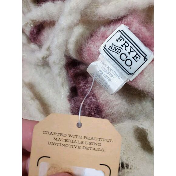 New! Frye Scarf Fringe Long Womens Cream Striped Large‎ Western Soft Fuzzy Knit - Picture 4 of 8